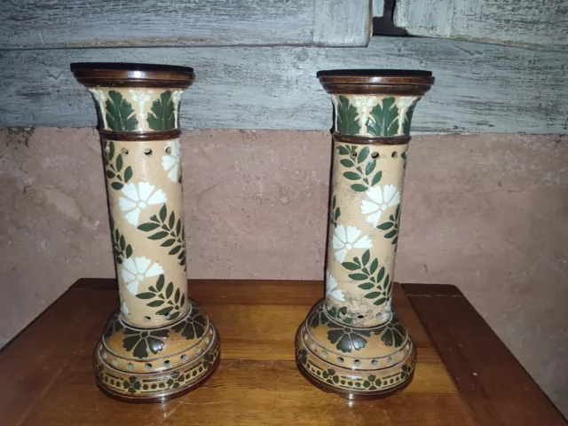 Paire de colonne ou bougeoir en céramique Doulton Slaters Lambeth XIX ème