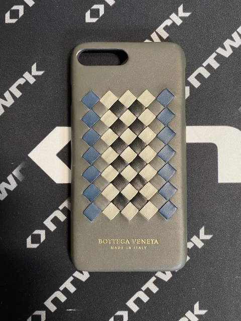 BOTTEGA VENETA iPhone14PROMAX超美品 Bottega Veneta® Men's iPhone 14 Pro Max Case in Mud. Shop