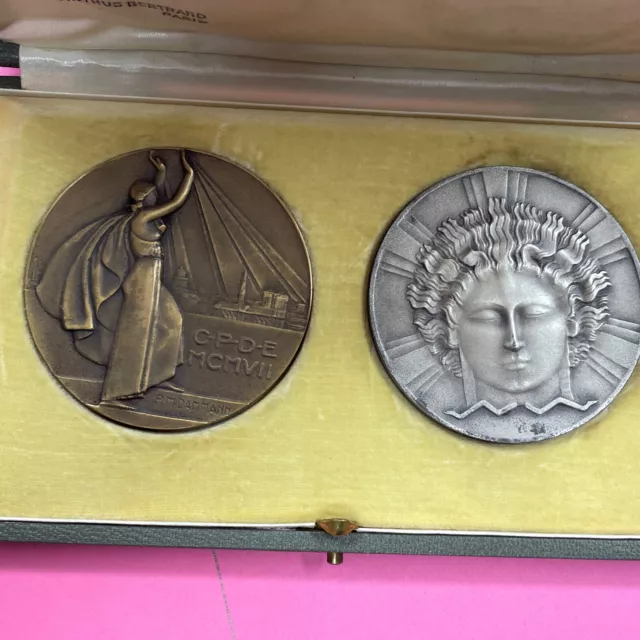 2 Belles médaille de style Art Déco, en argent et bronze P.M.DAMMANN RARE B1