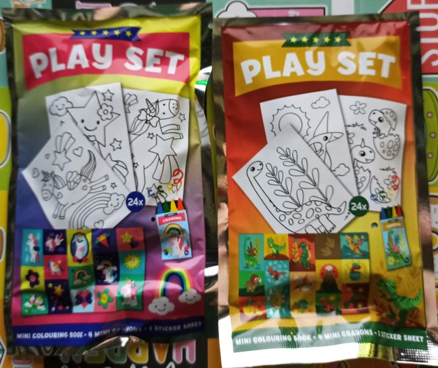 2 Mini Malbücher Set mit Sticker und Wachsmalstifte für Kinder Malen Play Set