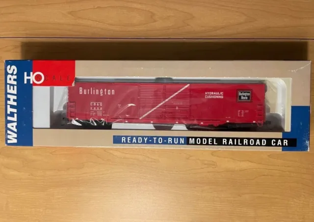 Walthers 932-3581 HO 60' Pullman-Standard DD Auto Parts Box Car ~ CB&Q 9858