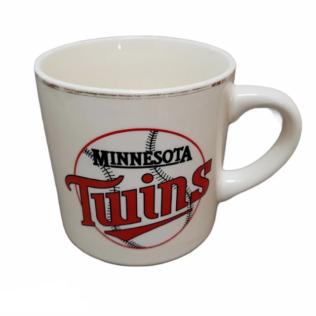 10 reasons to love a nurse nurse love coffee mug Funny Nurse Mug 10 Reasons To Love A Nurse White 11oz Accent Coffee Mu