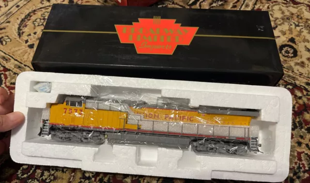 Union Pacific #7573 GE AC6000 HO Diesel Locomotive Broadway Limited Stealth Srs