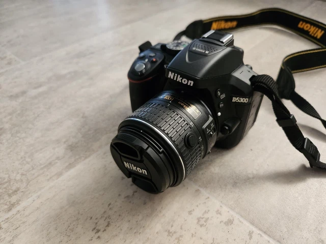 Nikon d5300 DSLR Camera & 18-55 Lens - Like New Only 171 Shutter Count - Extras*