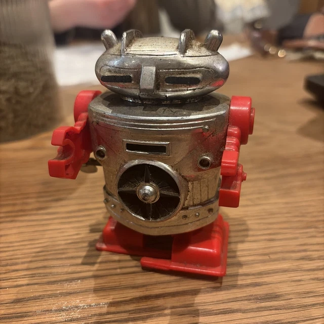 Retro Robot in Space | Premium AI-generated image Retro Robot in Space | Premium AI-generated image