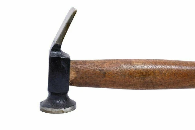 Martillo de cuero forjado a mano