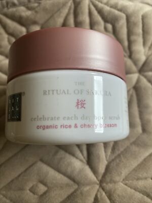 RITUALES El Ritual de Sakura Exfoliante Corporal (arroz orgánico y flor de cerezo, 125 g)