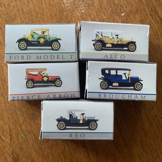 READERS DIGEST 5 Mini Diecast Car Lot-Model T, Pierce Arrow, Alco