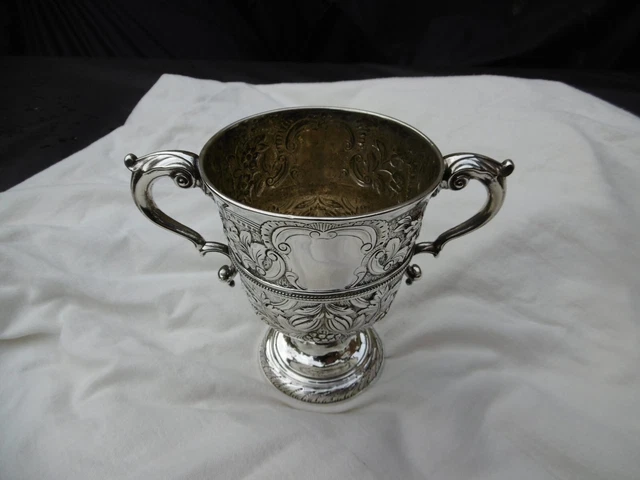 c1780 tazza georgiana irlandese di alta qualità di Matthew West 415 grammi