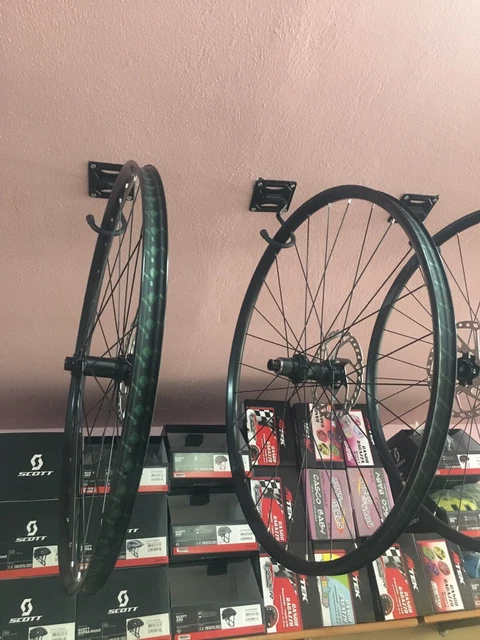 Ruota Anteriore Bici 27,5 x 1,75 Canale 21 mm Mozzo su Sfere Nero - La Ciclomoto