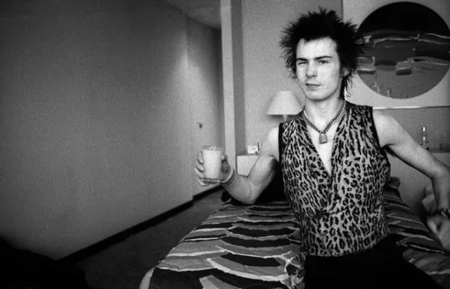 Scarce Large Photo Sex Pistols Sid  Vicious Good Condition