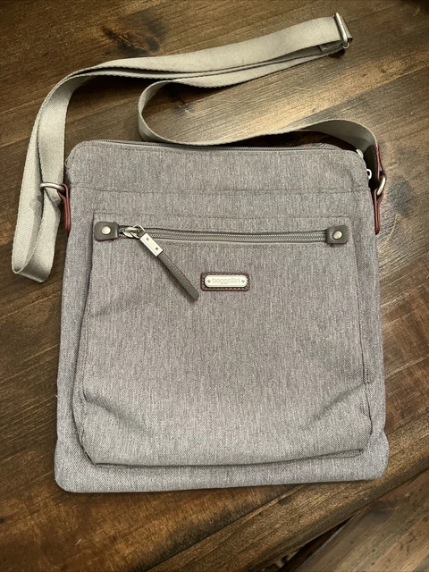 Baggallini Gray Shoulder Crossbody Purse Bag 2 Front Pockets EUC