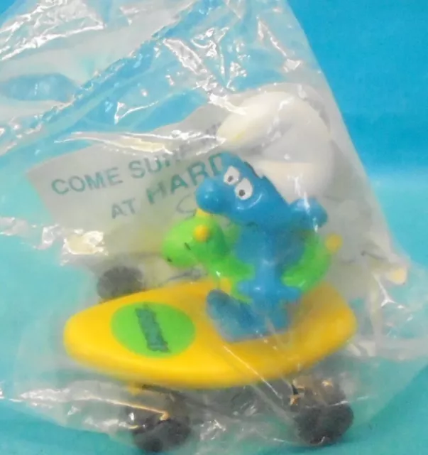 HARDEE'S smurf Schlumpf SCHWIMMRING auf Skateboard mit Aufkleber Applause MiB