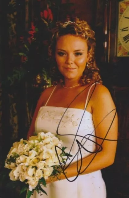 Charlie Brooks    **HAND SIGNED**  6x4 photo  ~  Eastenders  ~  AUTOGRAPHED