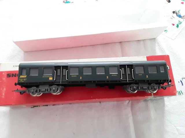 Train Ho Wagon sncf Voiture Voyageurs 2er Classe fourgon  Modernisé jouef 5104