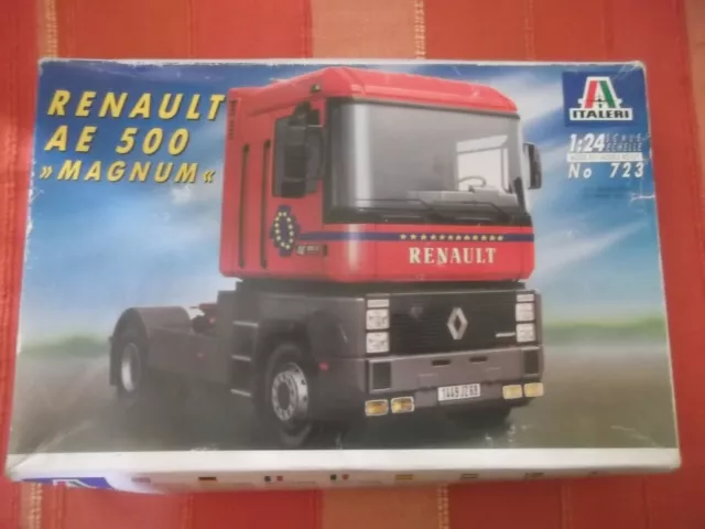 Maquette camion, Renault AE 500 "magnum", marque Italeri, au 1/24