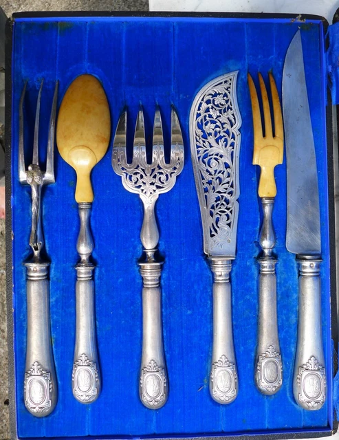 Couteau De Service a Decouper Manche Argent Poincon Minerve Lame Inox