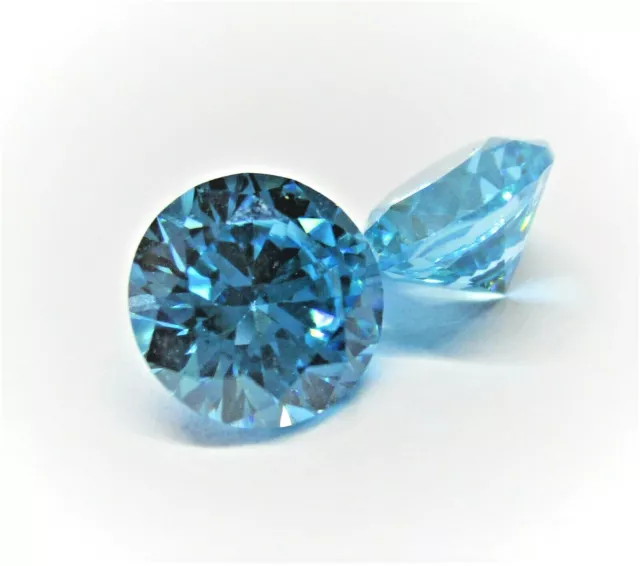 Light Aquamarine Round Brilliant Cut Cubic Zirconia Loose Gems - Various Sizes