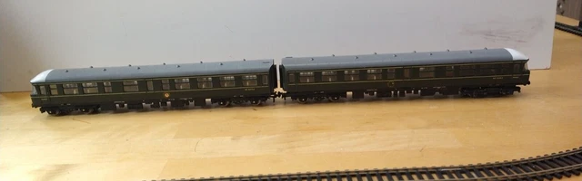 Liliput TRIX 'OO' Gauge 1025 BR TRANS PENNINE CLASS 124 2 CAR DMU NE 51954 51953