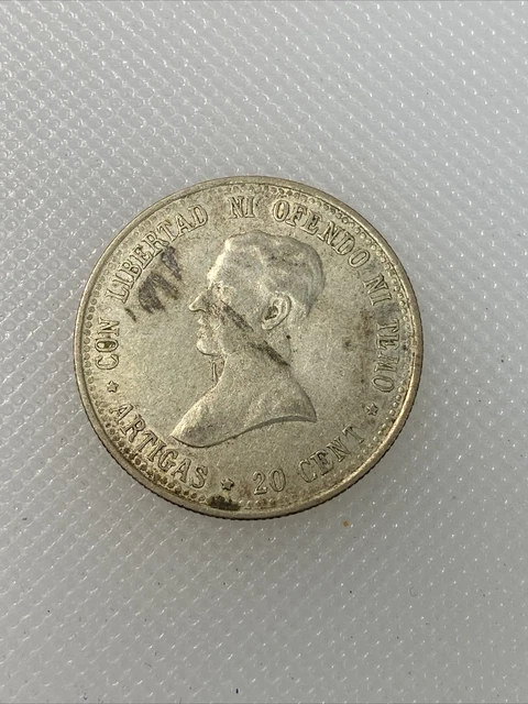 1920 Uruguay 20 Centimos I1