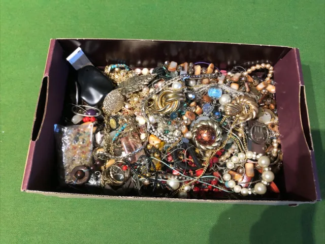 house clearance Tangled Broken Spares Costume Jewellery Over 1.5 Kg