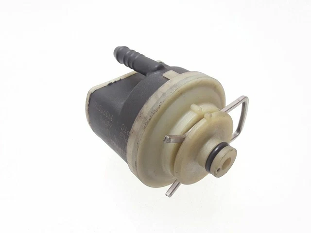 BMW 5 (E60, E61) 2007 Diesel Fuel heater 8512436 173kW GENUINE 