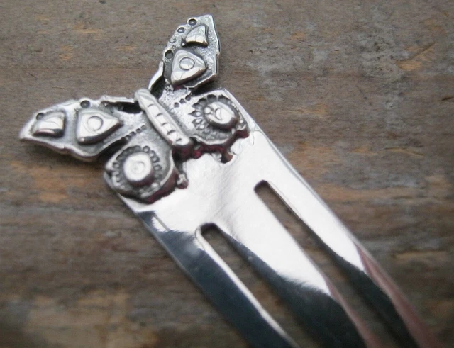 Pretty Solid Silver 925 Bookmark With A Butterfly Topper - Paper / Money Clip