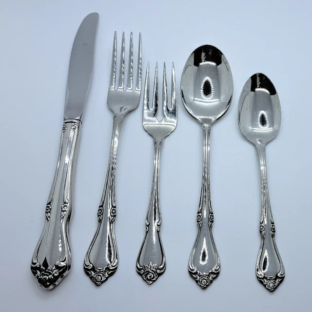 Oneida 1881 Rogers Stainless - Arbor Rose / True Rose (5) pc Place Setting