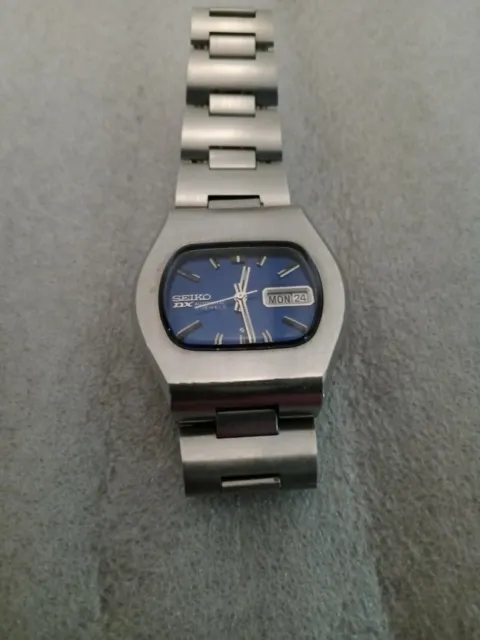 VINTAGE SEIKO 17 Jewels Automatic Watch Dx Model 6106-5467 Blue Face Day,  Date EUR 87,44 - PicClick IT