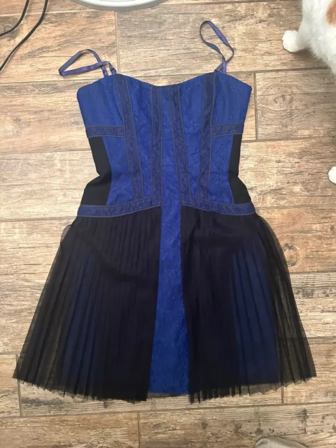 BCBG Maxazria Dress Blue Size 4 Formal Prom Lace Event Spaghetti Strap Black