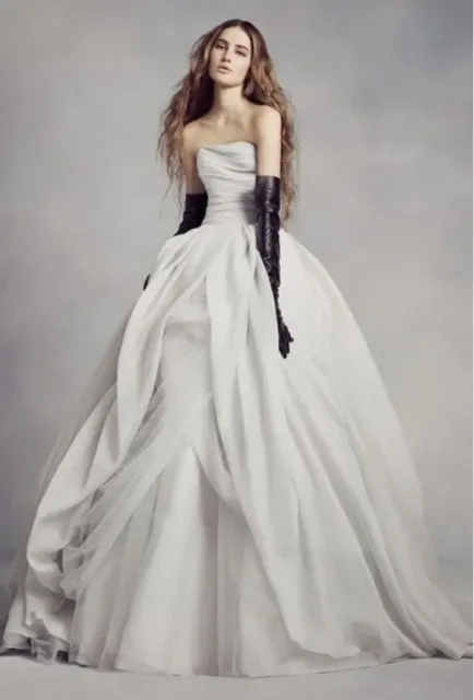 White by Vera Wang Corset Strapless Wedding Dress, Size 0 READ*****