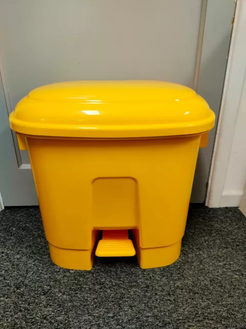 Lightweight 30 Litre Pedal Bin - Yellow Clinical Waste Durable