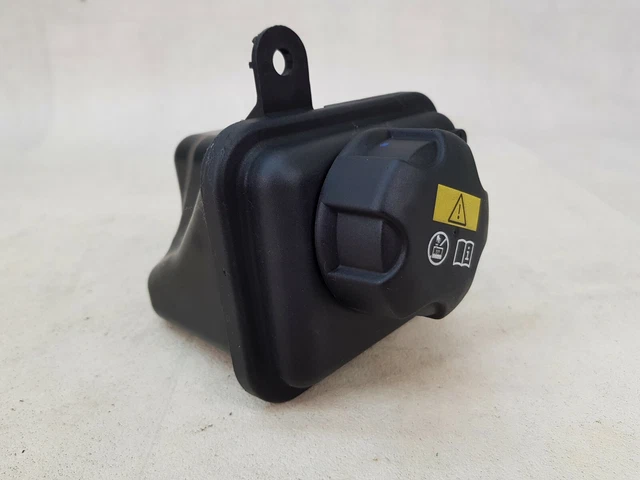 Bmw M5 F12 F13 F10 11-16 4.4 Bottiglia Serbatoio Espansione Benzina E Tappo Coperchio 2284880