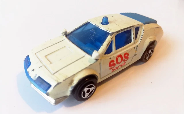 MAJORETTE SERIE 200 Ford Capri #251 Bleu Toit Blanc Etat Neuf en
