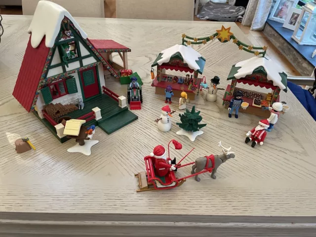 Playmobil Christmas At The Christmas Market (5587)