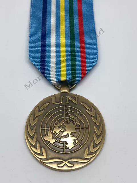 Vereinte Nationen Zentralafrikanische Republik & Tschad Medaille in voller Größe mit Montage