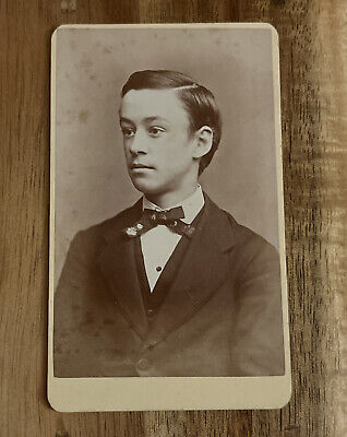Cdv Civil War ErA Handsome Young Man Carte De Visite New Hampshire Antique Photo