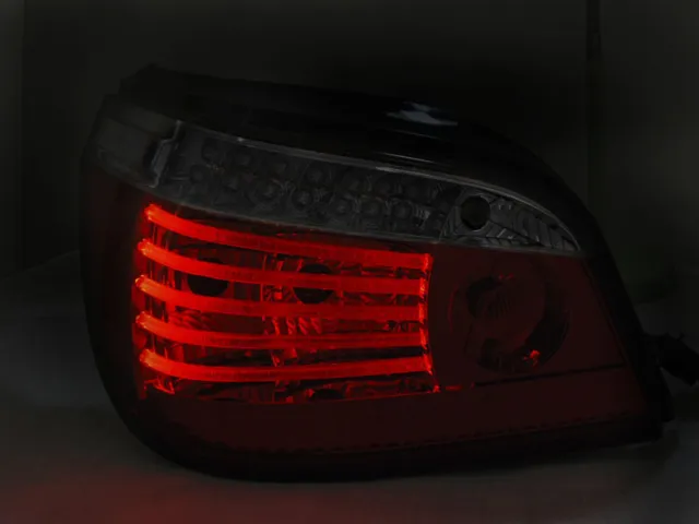 LED zadnje luči per BMW E60 2003-2007 Rdeči beli dinamični indikatorji LDBMG2EZ