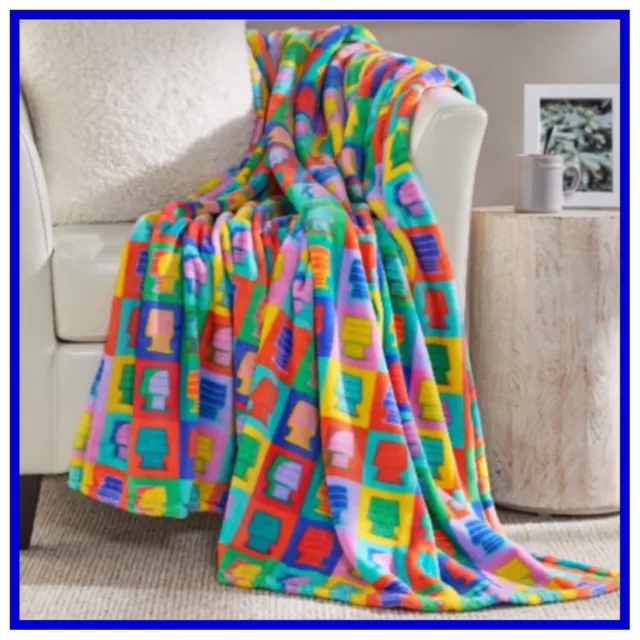 NIP Berkshire Snoopy Dog House POP ART VelvetLoft OVERSIZED Throw Blanket 55x70”