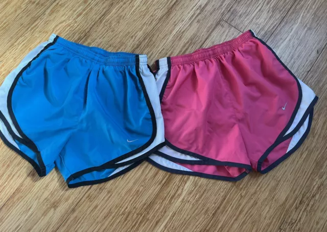 2 paia pantaloncini da donna nike dri fit taglia XS 4 6 8 palestra corsa rosa blu in perfette condizioni