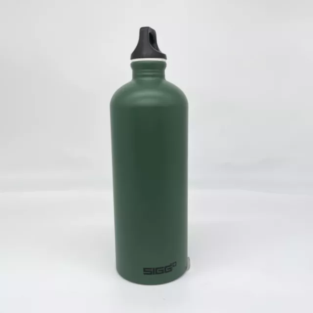 SIGG Traveller Outdoor Trinkflasche (1 L), schadstofffreie und auslaufsichere Tr