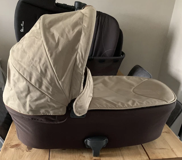 Mamas & Papas Armadillo Flip Carrycot Green Brown