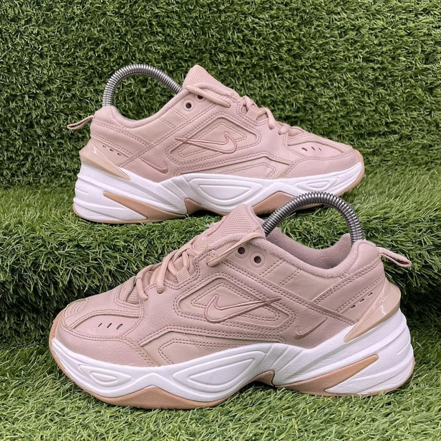 Nike pink sales chunky trainers