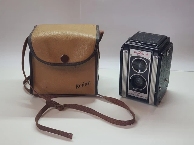 Cámara vintage década de 1950 Kodak Duaflex II 620 con estuche de transporte Kodak