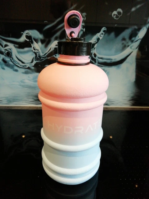 Brocca HYDRATE XL: Bottiglia d'acqua 2,2 L con cappuccio flip e design a prova di perdite