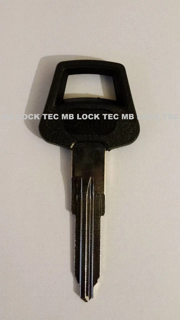 OEM Remote Key For Land Rover Defender (LR087665