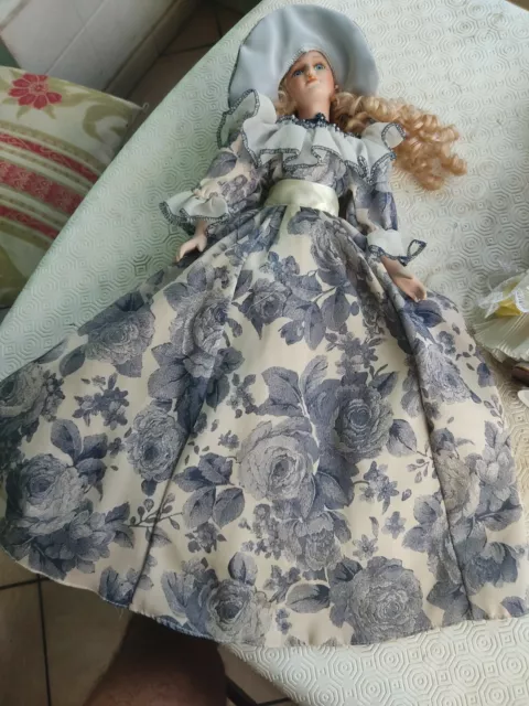 Bambola Porcellana, porcelain doll 55 cm made in Italy