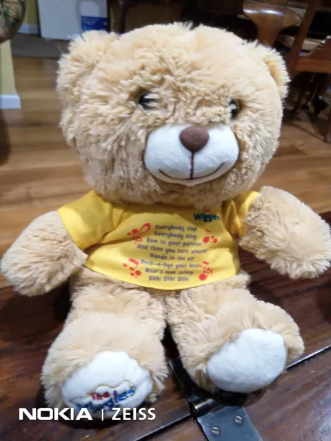 The Wiggles Singing ROCK-A-BYE BEAR Teddy Plush SOFT TOY Headstart