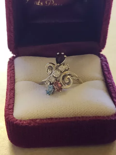 Beautiful Custom Mothers Ring Vintage 14K White Gold 5 Diamonds 3 Gemstones