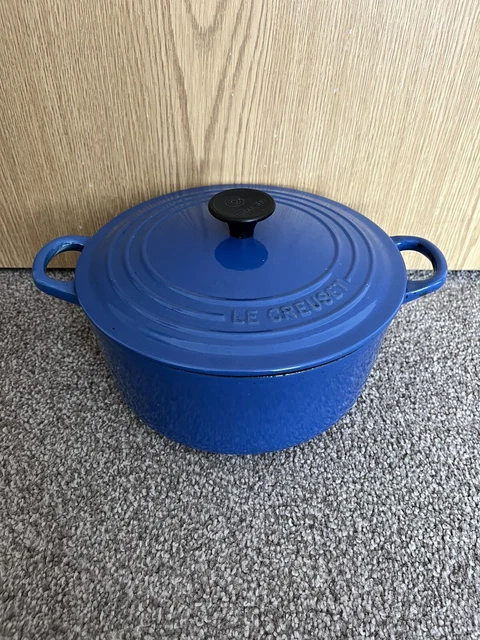 Le Creuset 22 Pentola per pentole ghisa blu (Made in France)